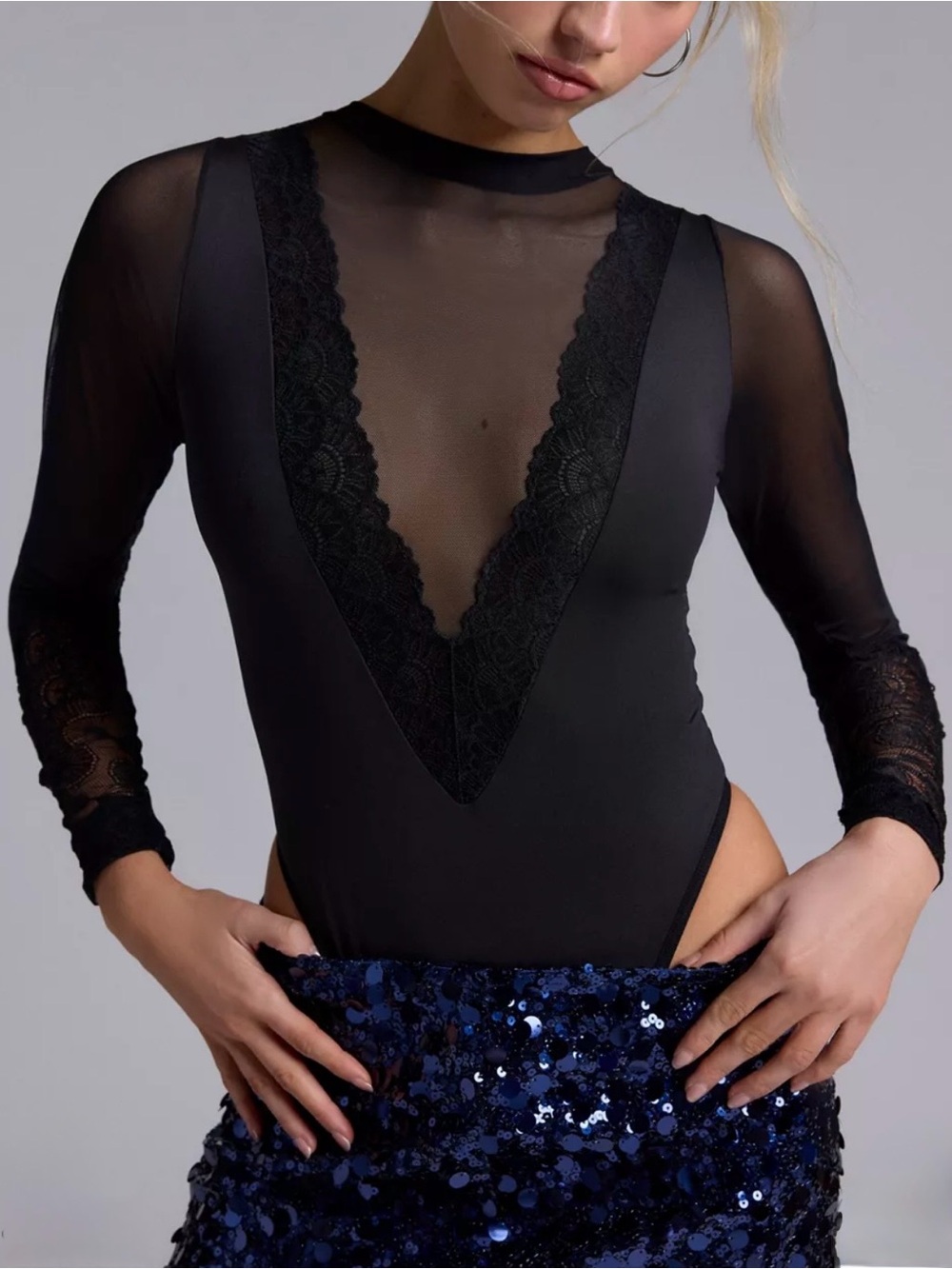 MUCCI Alicia Mesh Lace Long Sleeve Thong Bodysuit Medium New With Tags